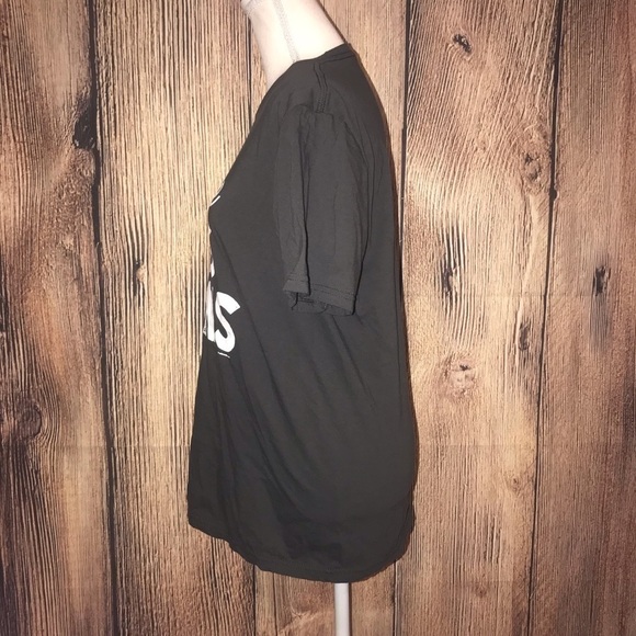 “I LIKE HIS GUNS” GRAY T-SHIRT  Medium - Picture 4 of 5